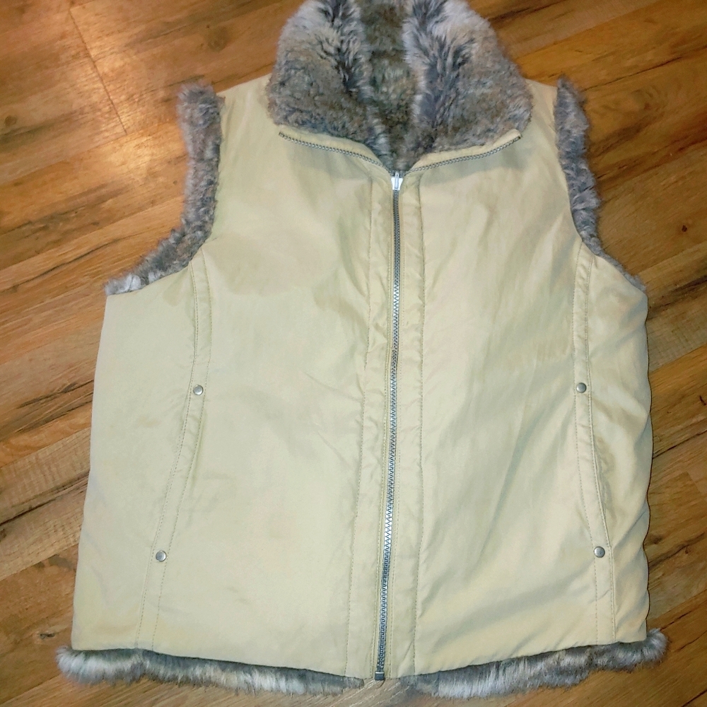 Waterproof Reversable Faux Fur Vest